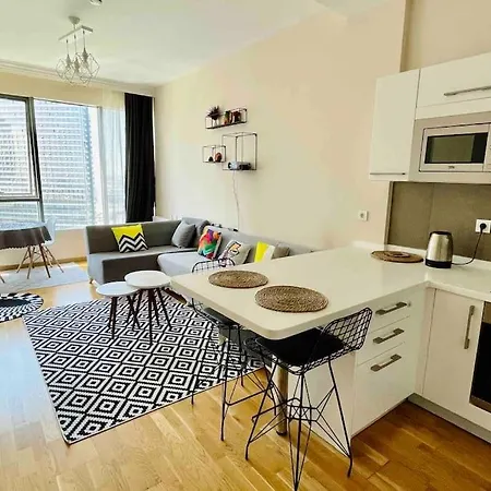 Apartment Kozapark 1 Bedroom Lux Apart W/lake View &swimming Pool Istanbul